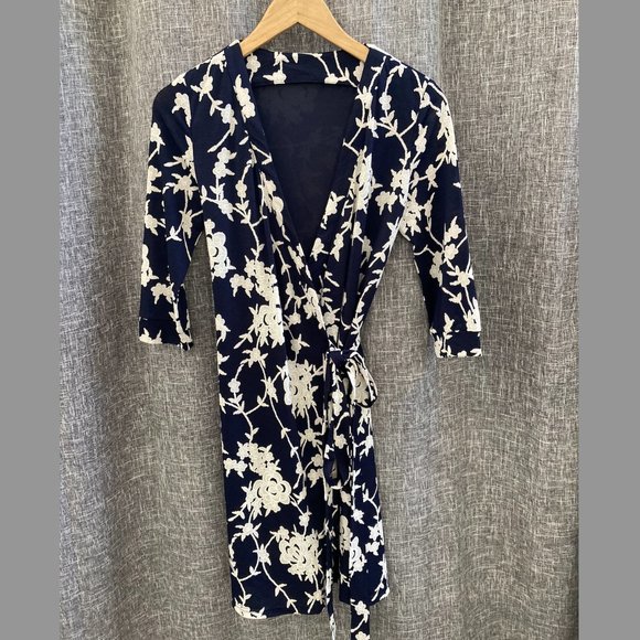 Grapent Dresses & Skirts - Grapent, Wrap Dress, 2, NWT